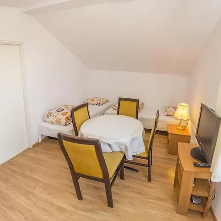Homestay Dom Goscinny Abra W Kolobrzegu Kolobrzeg